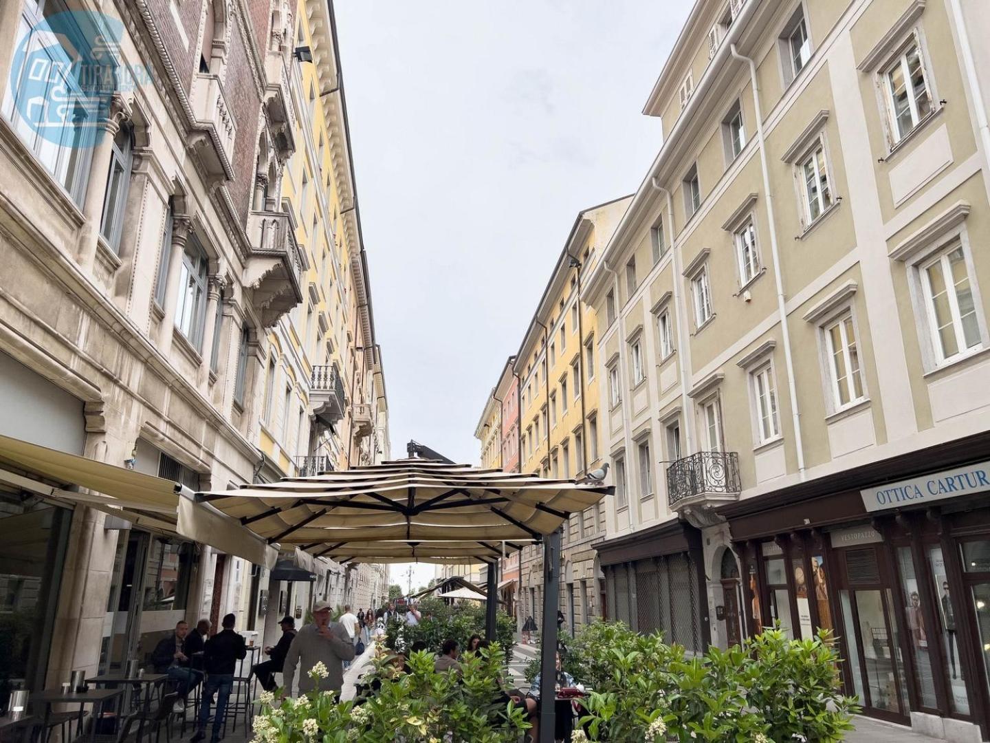 Ferienwohnung San Nicolo 14 Tirabora Short Rent Triest Exterior foto