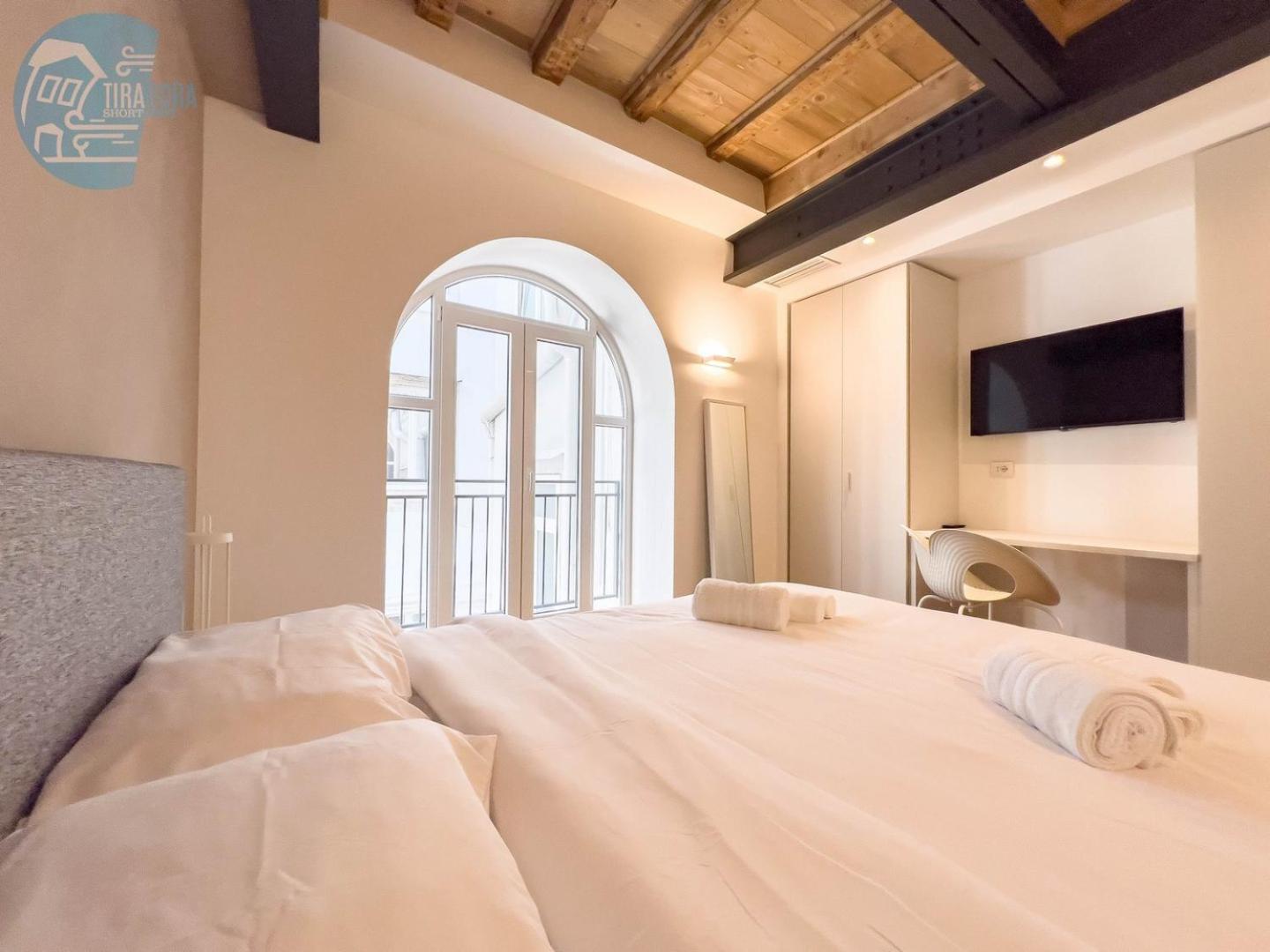 Ferienwohnung San Nicolo 14 Tirabora Short Rent Triest Exterior foto