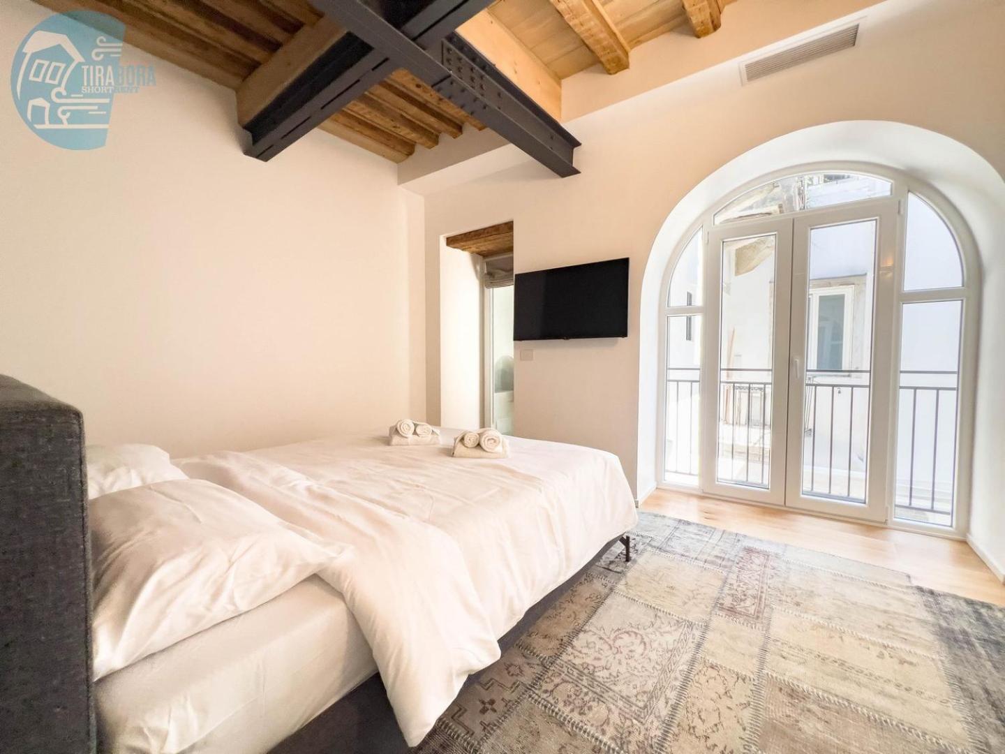 Ferienwohnung San Nicolo 14 Tirabora Short Rent Triest Exterior foto