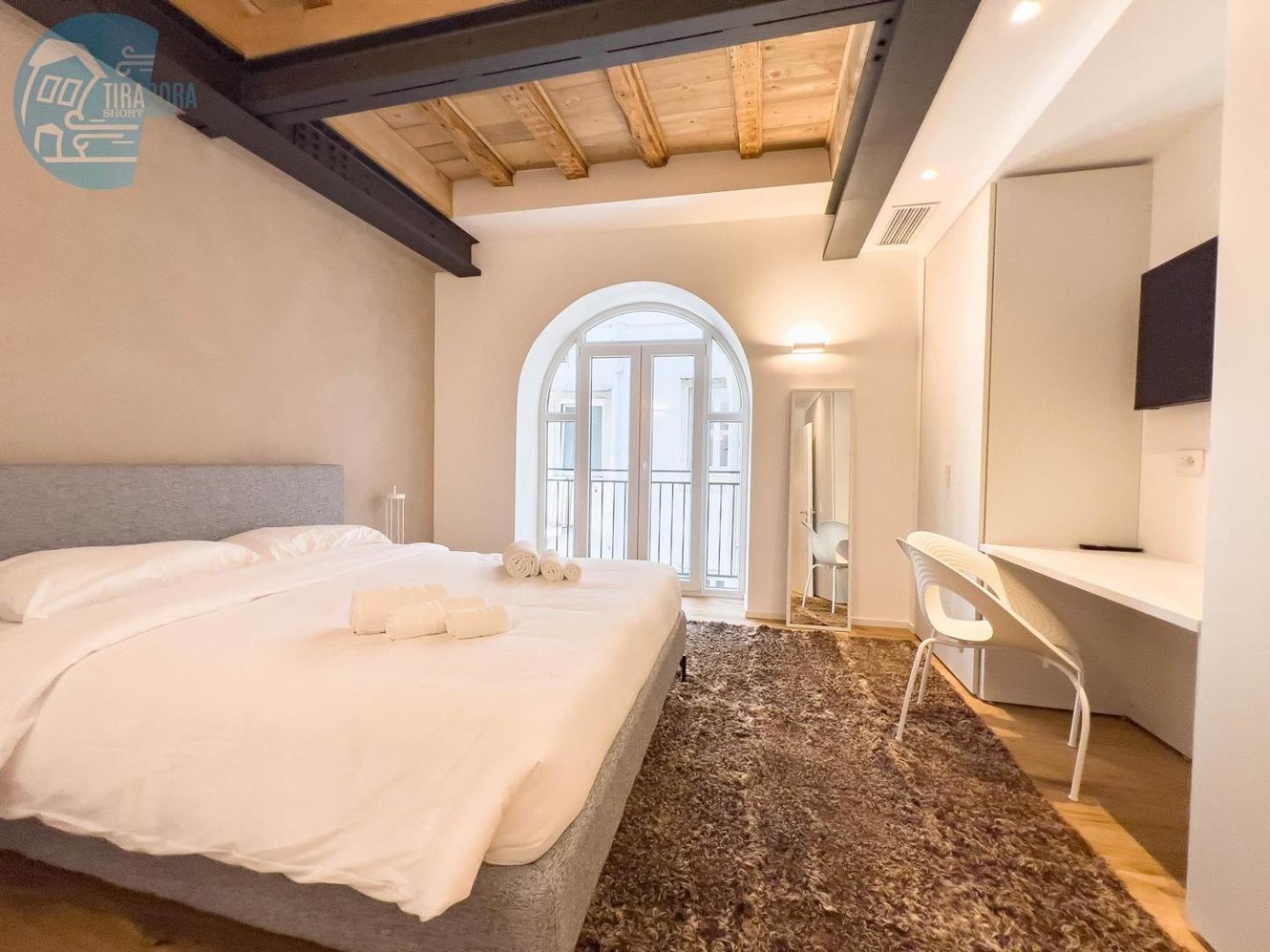 Ferienwohnung San Nicolo 14 Tirabora Short Rent Triest Exterior foto